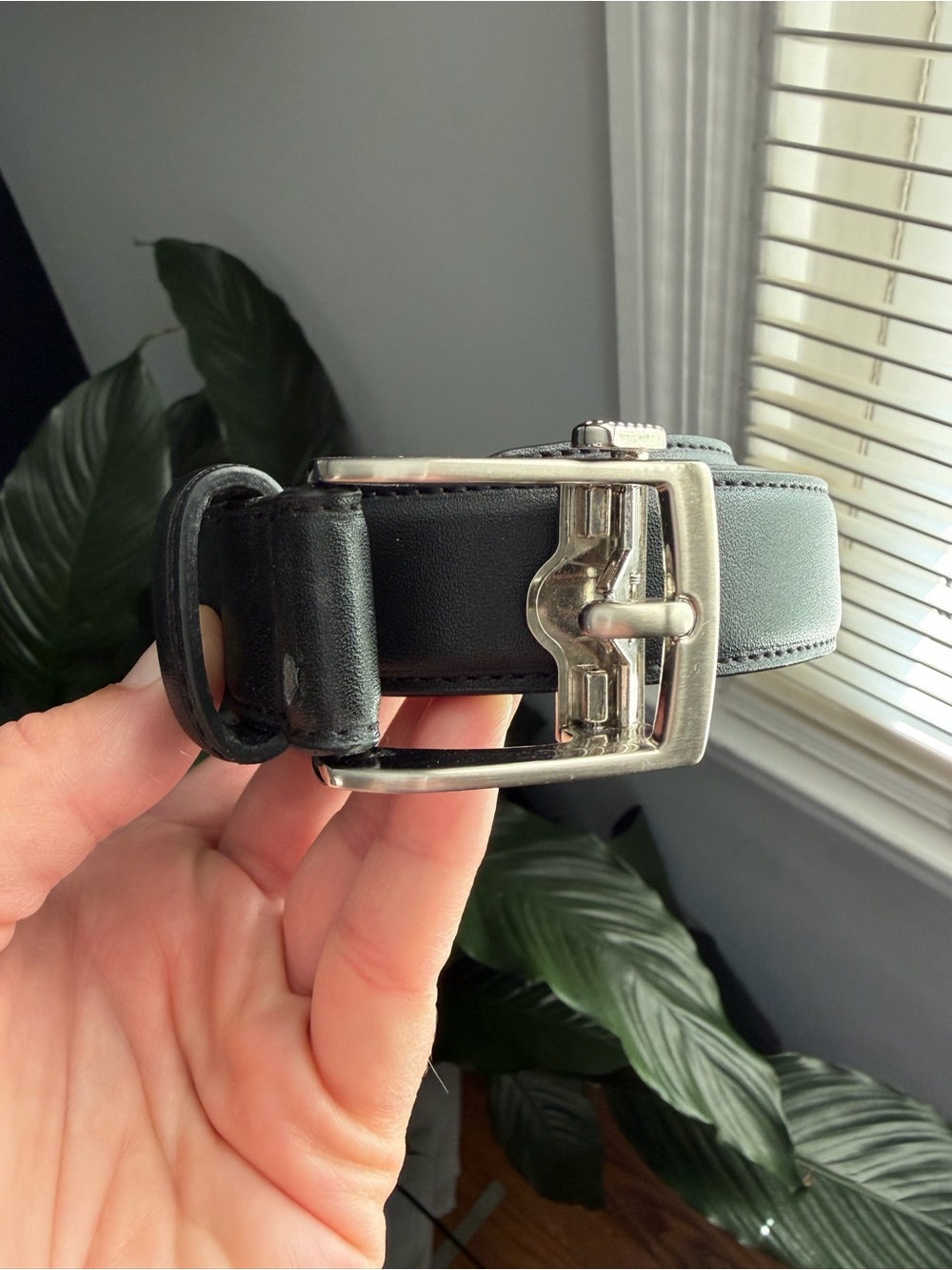 Men's Chaps Black Leather Belt with Silver Buckle